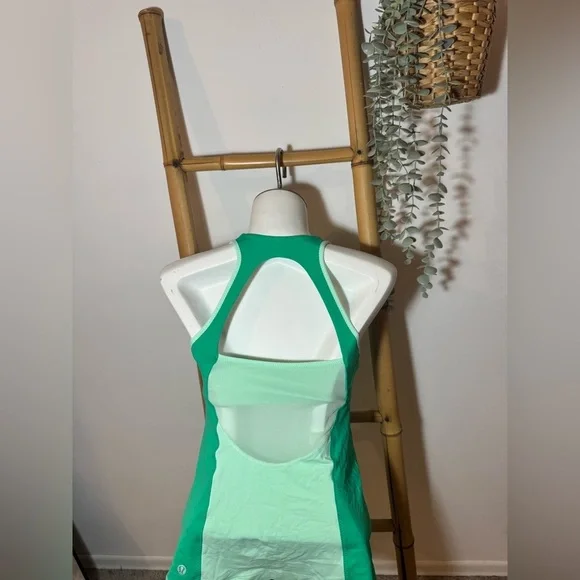Lululemon Run Pace Tank - Size 8 - Picture 4 of 7